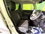 運転席シート廻りは使用感も少なく、良好な状態となっています。丁寧に使われていたことがよくわかりますね。