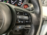 【アダプティブ・クルーズ・コントロール】予め設定した車速内でクルマが自動的に加減速。 前走車との適切な車間距離を維持しながら追従走行し、高速道路でのドライバーの疲労を軽減してくれる嬉しい機能付♪