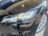 ●LEDヘッドライト:夜間走行時も良好な視界を確保し安心して運転できる高輝度LEDヘッドライトを装備!点灯速度が早く、消費電力も抑えられています。