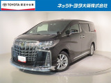 UVカット機能付ウインドシールドガラス(グリーン合わせ、高遮音性ガラス、トップシェード付)&3眼LEDヘッドランプ(ハイ・ロービーム/オートレベリング機能付)+LEDクリアランスランプ