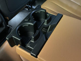 安心のBMW認定中古車は100項目の箇所を徹底的にチェック致します。機械的な箇所や電気系、コンピューターなどをご納車前に点検し、交換基準に達した部品は全て新品に修理返品した後にご納車致します。