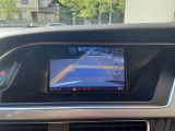 嬉しいバックモニタ付!これで安心して駐車する事が可能です!