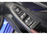 2.4L水平対向ターボエンジン、WRブルーのカラー、STIアンダースポイラーがフル装備、なぜか心に刺さるサンルーフ、これは買いでしょう!