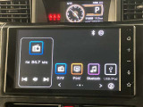 いまや必須装備「ナビゲーション」搭載!知らない場所にスイスイッとドライブ。もう、これなしではハンドルを握れませんね!でも運転中の操作は危険ですのでご注意ですね☆