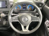 【ステアリングスイッチ】運転中、前方から目線をそらすことなく、オーディオ等の操作が可能な便利機能!安心&快適なドライブを演出してくれます♪