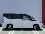 『サイドシルエット』運転席側写真になります。