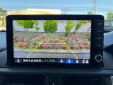 バックでの駐車が苦手な方や運転にあまり自信のない方でも後方の視界をしっかりサポート。安心して車庫入れが出来るバックカメラを装備しています!