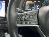 【ステアリングスイッチ】運転中に前方から目線をそらすことなくオーディオ等の操作が可能な便利機能!安心&快適なドライブを演出してくれます。