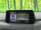 【360&deg;ビューモニター】専用のカメラにより、上から見下ろしたような視点で360度クルマの周囲を確認することができます☆死角部分も確認しやすく、狭い場所での切り返しや駐車もスムーズに行えます。