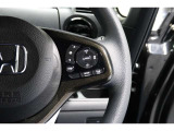 Hondaセンシングの機能のひとつ、アダプティブクルーズコントロール付!アクセルから足を離しても設定したスピードと前車との車間を保ち走行してくれます!車線維持もアシスト☆高速道路で疲労軽減ですね☆