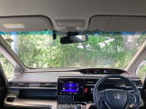 フロントガラスが大きく、ワイドな視界で運転もしやすくなるように、設計されています。