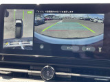 パーキングサポートシステムが付いて車庫入れに役立ちます