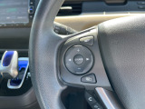 【ステリモ】ステアリングリモコンスイッチにてオーディオ操作可能となっております。運転にも集中できます。