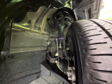 お車を安心してお乗りいただく為には、足回りの定期点検が欠かせません。サービスサポート(有償保証)では無料点検もご提供しており、安心のカーライフをお過ごしいただけるサポート体制が整っています。