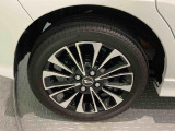 ご覧いただきありがとうございます!安心保証付きの展示車を多数揃えておりますのでお気軽にお尋ねください。