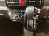 納車前にはプロのメカニックが、各部の点検を行います。ディーラーにしか出来ない品質、そしてサービスできっと満足していただけると思います!
