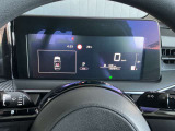 燃費情報の確認や先進技術の設定がメーター内のモニターで簡単にできちゃいます☆