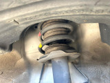 お車を安心してお乗りいただく為には、足回りの定期点検が欠かせません。サービスサポート(有償保証)では無料点検もご提供しており、安心のカーライフをお過ごしいただけるサポート体制が整っています。