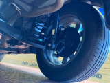 お車を安心してお乗りいただく為には、足回りの定期点検が欠かせません。サービスサポート(有償保証)では無料点検もご提供しており、安心のカーライフをお過ごしいただけるサポート体制が整っています。