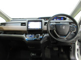 Honda車が初めての方にも扱いやすく分かりやすいインパネ周りと各種スイッチ類です。