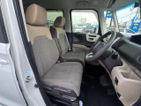 運転席シート廻りは使用感も少なく、良好な状態となっています。丁寧に使われていたことがよくわかりますね。