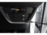 【横滑り防止装置】ドライバーの安全運転をアシストしてくれる装備が充実しています☆ドライバーの不安を安心へと変えてくれますね。
