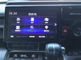 【オーディオ機能】ナビに一体のオーディオは、フルセグTVの他にDVD/CDプレーヤーを装備♪もちろんFM/AMラジオもお聞きいただけますよ♪