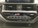 オートエアコン装着車で車内はいつも快適です!