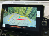 【バックカメラ】駐車時に後方がリアルタイム映像で確認できます。大型商業施設や立体駐車場での駐車時や、夜間のバック時に大活躍!運転スキルに関わらず、今や必須となった装備のひとつです!