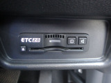 ETC付。高速道路の料金所はキャッシュレスで通過です。サービスエリア等にあるスマートインターの出入りも利用可能でとっても便利。ご納車後すぐにお使い頂けるようセットアップしてのお渡しとなります。