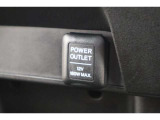 シガーソケットが付いているので、車から電源を取ることが出来ます!