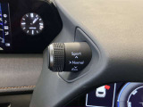 ドライブモードセレクトを操作することによりスポーティーに走ったり、エコ走行したりと車の反応が変化し、それぞれの楽しみ方が可能です