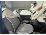 広大なヨーロッパならではの、長距離運転を前提に造られたシート。デザインだけではなく、疲れにくいことも大きな特徴です。