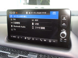 ナビゲーションはホンダコネクトディスプレイを装着しております。AM、FM、Bluetooth、フルセグTVがご使用いただけます。初めて訪れた場所でも道に迷わず安心ですね!