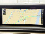 【ナビ画面】主に地図を表示し、目的地へのルート案内や渋滞情報などを表示するために使われます。
