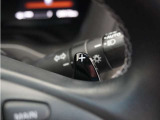◆パドルシフト装備◆オートマチック車でもミッション車のようなフィーリングを楽しめます。エンジンブレーキを使いたい時にも役立ちます。