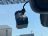 ドライブレコーダーの映像は、カーナビの画面に表示することも可能です。