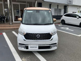 しっかりとしたフロント周りに大きなフロントガラスで見通しも良いですよ!