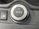 【オールモード4&times;4】2WD/4WDモードを手軽に切り替え可能。燃費重視の2WD、スタック時に役立つLOCK、AUTOモードでは4WDの配分を自動で調整し、路面状況を問わず安定した走りをサポート。