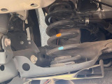 お車を安心してお乗りいただく為には、足回りの定期点検が欠かせません。サービスサポート(有償保証)では無料点検もご提供しており、安心のカーライフをお過ごしいただけるサポート体制が整っています。