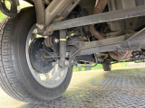お車を安心してお乗りいただく為には、足回りの定期点検が欠かせません。サービスサポート(有償保証)では無料点検もご提供しており、安心のカーライフをお過ごしいただけるサポート体制が整っています。