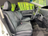 運転席シート廻りは使用感も少なく、良好な状態となっています。丁寧に使われていたことがよくわかりますね。