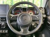 【純正革巻きステアリング】上質な革を使用することで、手にしっかり馴染みとても運転しやすいハンドルです♪