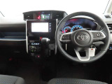 ぜひ展示車の運転席に座ってみてください。