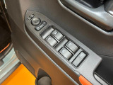 電動格納ミラー、パワーウィンドウ