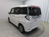 展示車はお客様のお住いの近くのネッツトヨタ石川のお店まで移動も可能です。最寄りの店舗までお気軽にご相談ください。