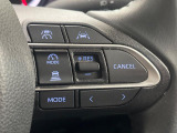 【レーダークルーズコントロール】高速道路での長距離走行が楽に!!自動で速度を保つクルーズコントロールが、衝突軽減システムと連携し、前方の車両を感知して車間を保つように速度調節してくれます!!