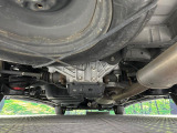 【本州仕入れ】のお車ですので、エンジンルームや下回りのサビも比較的少なく、お車を長く乗りたい方にぴったりの1台となっております♪