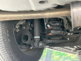 お車を安心してお乗りいただく為には、足回りの定期点検が欠かせません。サービスサポート(有償保証)では無料点検もご提供しており、安心のカーライフをお過ごしいただけるサポート体制が整っています。