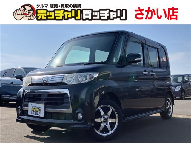 ダイハツ タントカスタム 